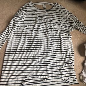 Striped black & white long sleeve shirt